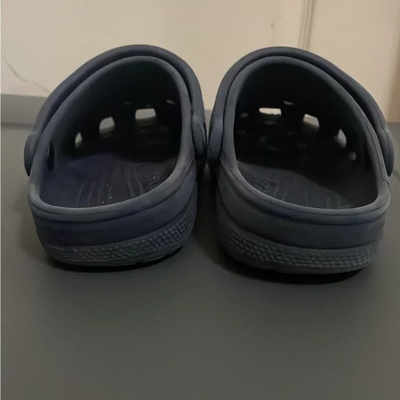 Crocs - Picture 5 of 6